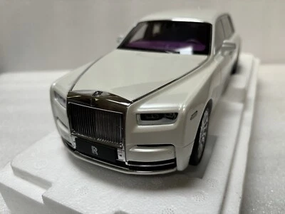 1/18 Rolls-Royce Phantom VIII White/purple Diecast Limited