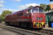 PHOTO  (CLASS 52) WESTERN CLASS DIESEL HYDRAULIC C-C NO D1062 WESTERN COURIER IN