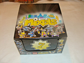 LEGO MIXELS SERIES  1 2 3 4 5 6 7 8 9 ALL 81 COMPLETE NEW WITH 3 DISPLAY BOXES