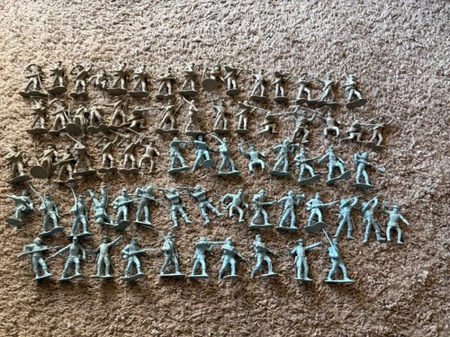 MARX BLUE AND GRAY PLAYSET LOT OF 70 UNION SOLDIERS 54mm CIVIL WAR 1960's &