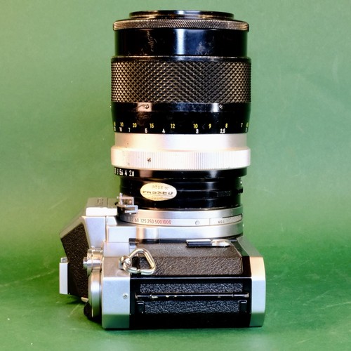 Nikon Nikkormat FT2 35mm Film SLR Camera & Early 135mm F2.8 Telephoto Lens Works - Picture 10 of 14