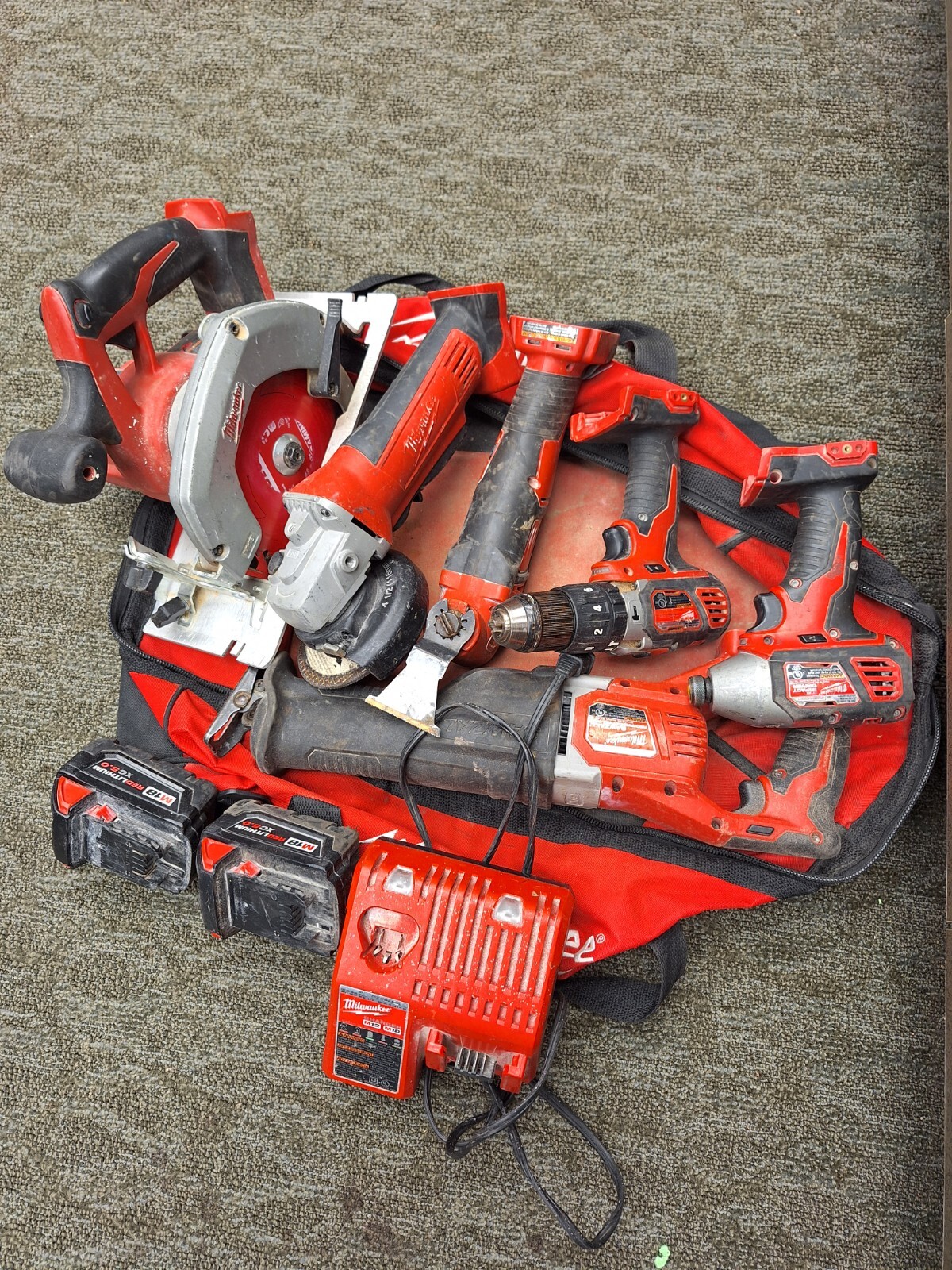Milwaukee M18 18V Cordless 6-Tool Combo Kit 2696-26