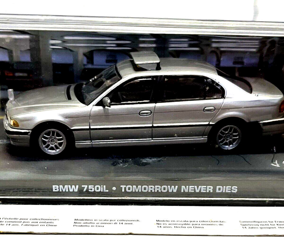 James Bond Car Collection 1/43 007 BMW 750iL Tomorrow Never Dies Silver