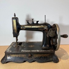 Antique Retro Hand-Crank Table Sewing Machine