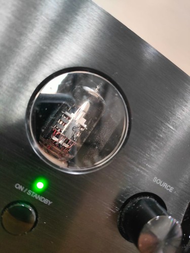 MAGNAT MC1 HYBRID VENTILVERSTÄRKER TUNER CD SACD PHONO EINGANG - Bild 12 von 22