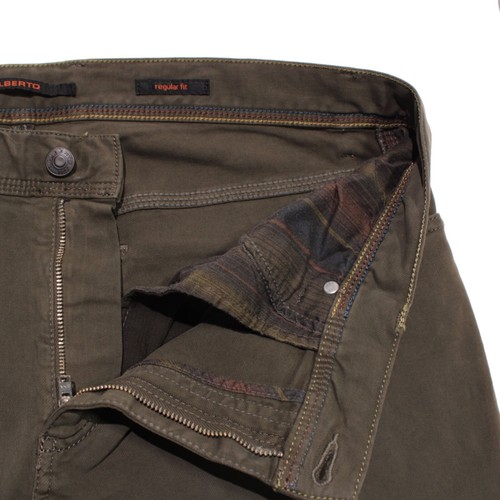 Alberto Neu mit Etikett 5 Taschen Jeansschnitt Hose Größe 36 US Pfeife in einfarbigem grün Baumwollmischung - Bild 3 von 17