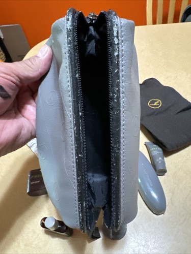 Lufthansa First Class Aminity Kit Marca Vintage Borsa Completa Scatola Aperta - Foto 13 di 19