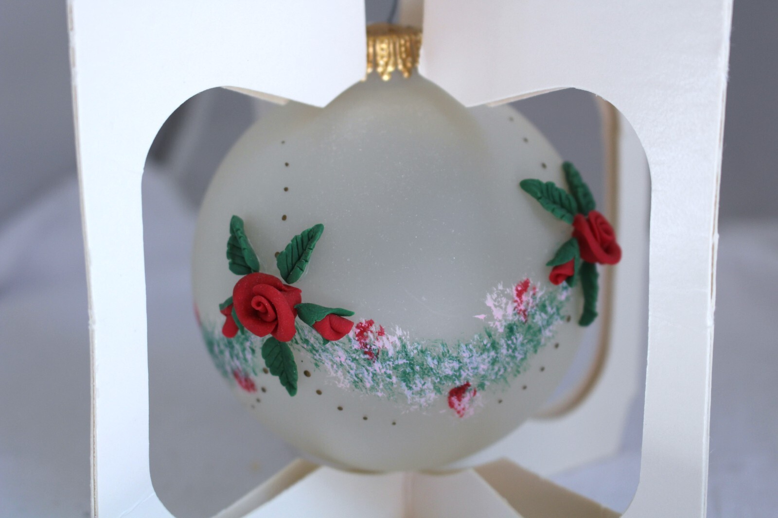 2 Useful Uniques, Inc Collectors Series Handcrafted Christmas Tree Ornaments