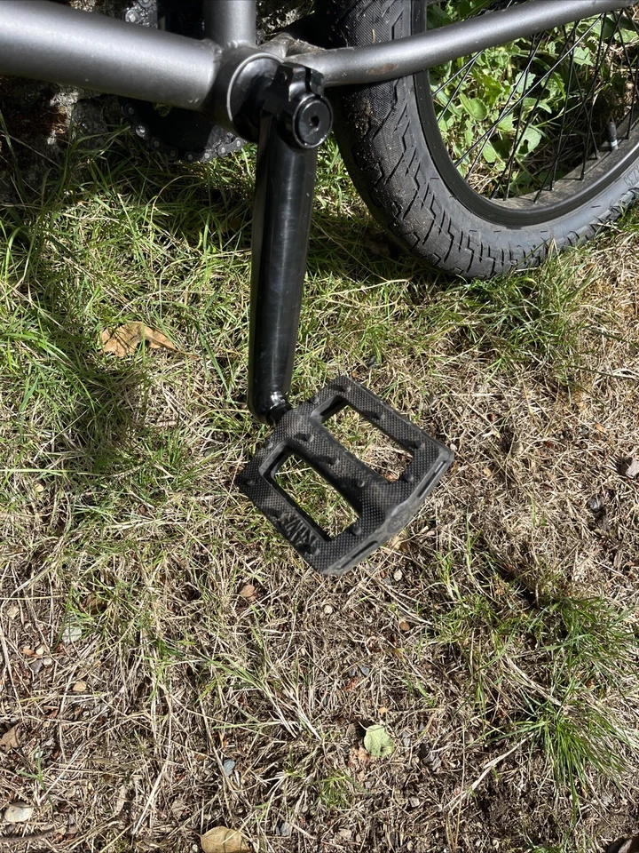 2022 Subrosa BMX - Image 4 of 4