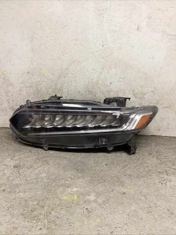 2021 2022 HONDA ACCORD LEFT LH DRIVER SIDE HEADLIGHT SMOKED OEM 33150TVAA41