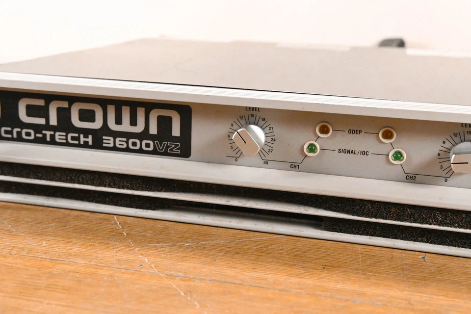 Crown Macro-Tech 3600VZ 2-Channel Power Amplifier CG01UK9 - Image 3 of 4