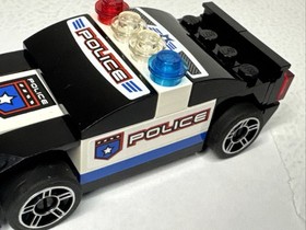 LEGO Racers: Urban Enforcer (8301) - Used 100% Complete