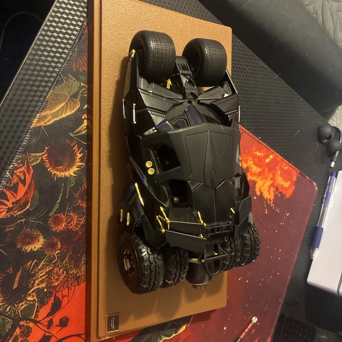25+ Hot Wheels Batman 1:18 Scale Diecast Cars, Trucks & Vans for