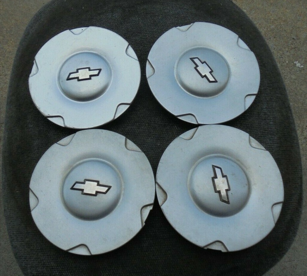 Center caps Hubcaps 2002 03 Chevrolet TrailBlazer Ext 5 spoke 16" Alloy