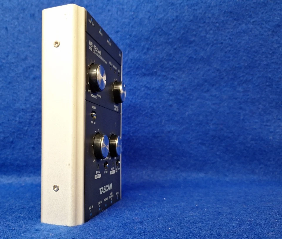 Tascam US-122MK II USB 2.0 2-channel Audio/MIDI Interface Tested & Working - Image 2 of 4