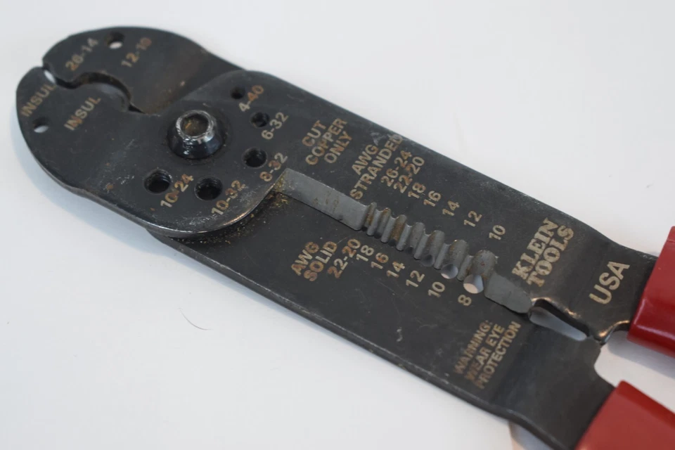 Klein Tools 1000 EE. UU. Herramienta Multiusos Pelacadores Crimpadora Cortador Mango Rojo Foto 2 de 4