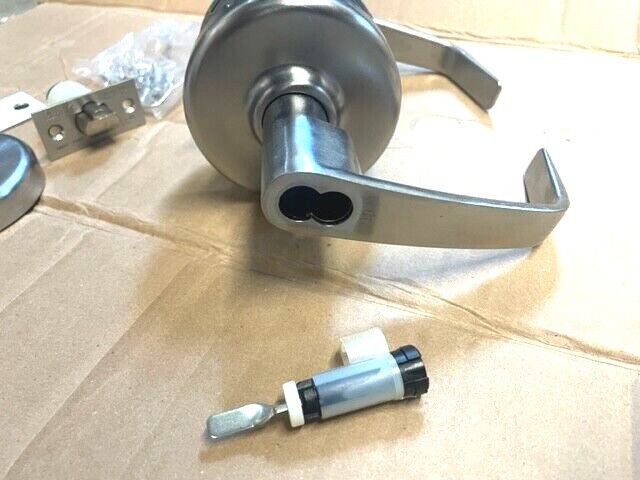 USED CORBIN RUSSWIN CL3557 NZD 626 CLS7 GD 1 Storeroom W/ KEYED CORE "A" KW SFIC