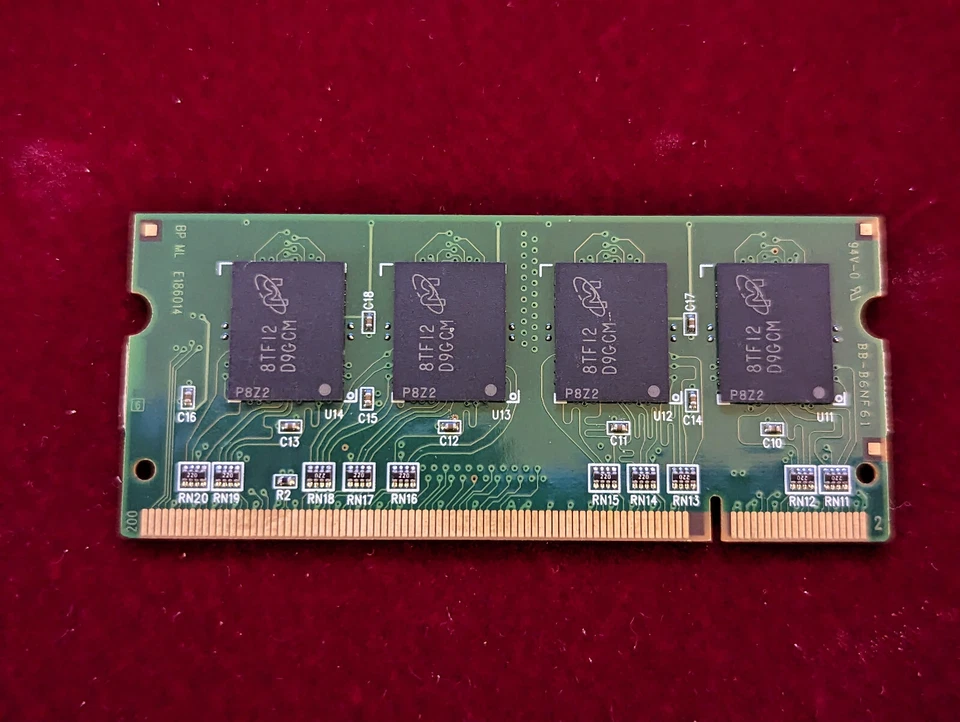 MICRON 64 MB LAPTOP RAM (MT4LSDT864HG-10EB1)  144 PIN DDR1, 100 MHz, PLC100, CL2 - Image 4 of 4