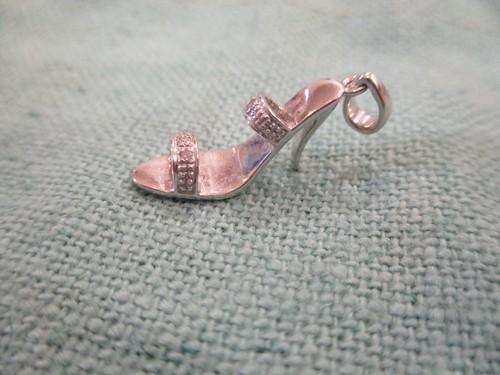 14K WHITE GOLD STILETTO HIGH HEEL CHARM / PENDANT - DIAMOND ACCENT - 1.94g - Picture 5 of 17