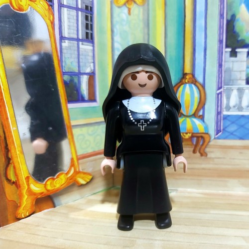 Playmobil 4631 special monja religiosa edición coleccionista leer descripción - Imagen 4 de 4