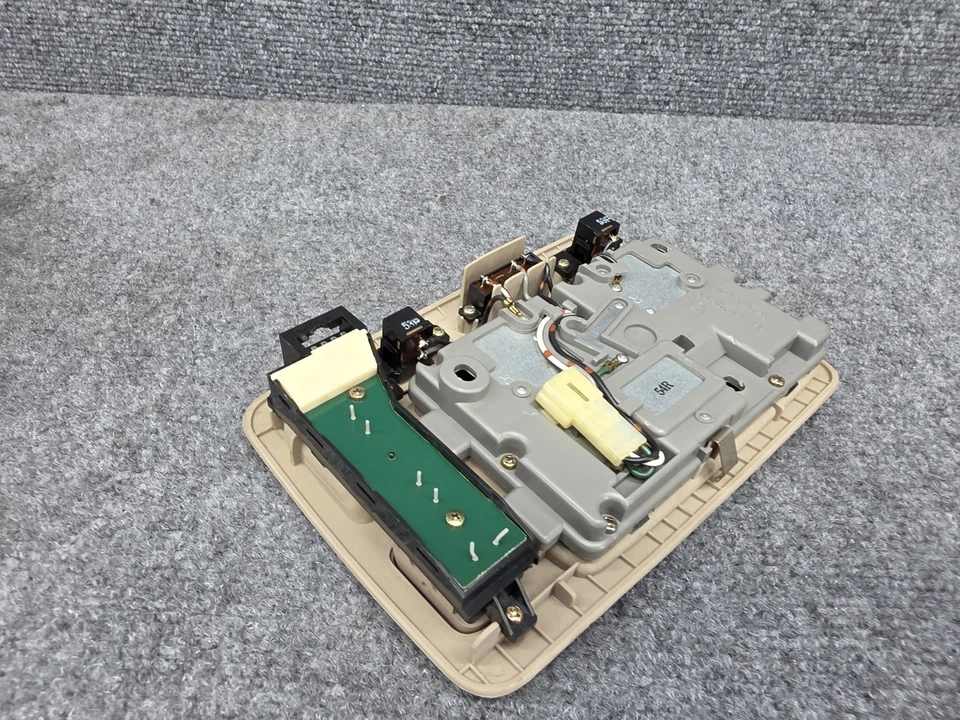 LEXUS 1992-2000 SC300 SC400 OEM ILUMINACIÓN SUPERIOR CÚPULA LUZ TECHO LÁMPARA INTERRUPTOR Foto 2 de 4