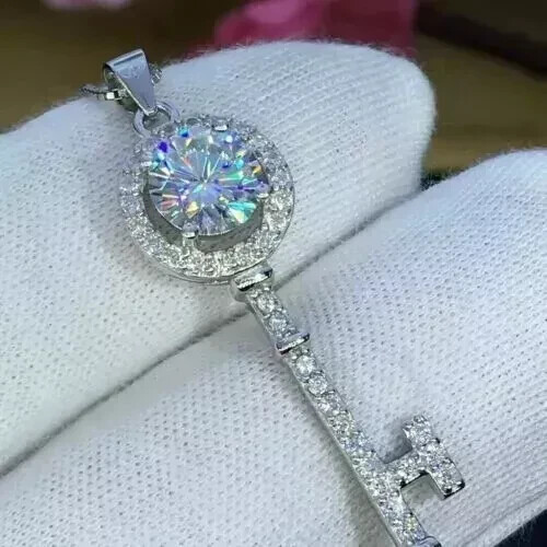 2Ct Real Moissanite Key Pendant With Chain 14k White Gold Plated 925 Silver