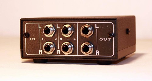 4 Channel Mini Studio Summing Mixer UAD Apollo Focusrite Audient Motu - Picture 2 of 23