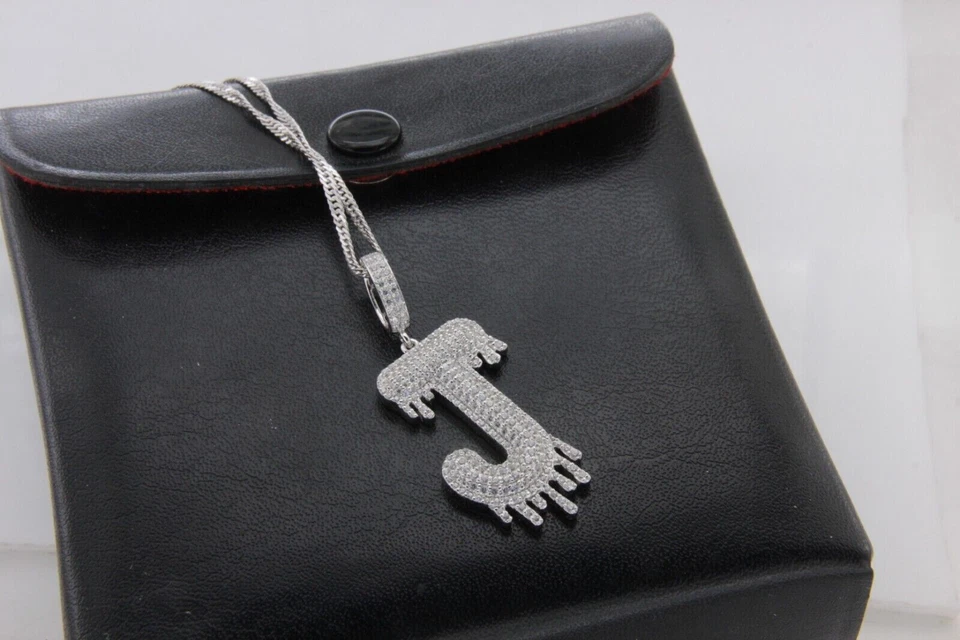 Подарочный мужской кулон с круглой огранкой алфавитом J с инициалом капли покрытие белым золотом 14 карат 2 карата - Изображение 2 из 4