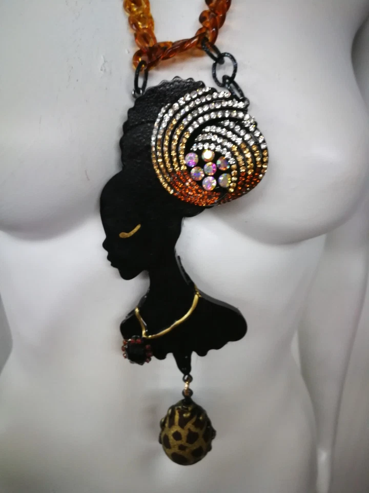 Joyería Grueso Collar Brutalista Colgante Étnico Africano Muñeca Cabeza Lujo Dije Foto 3 de 4
