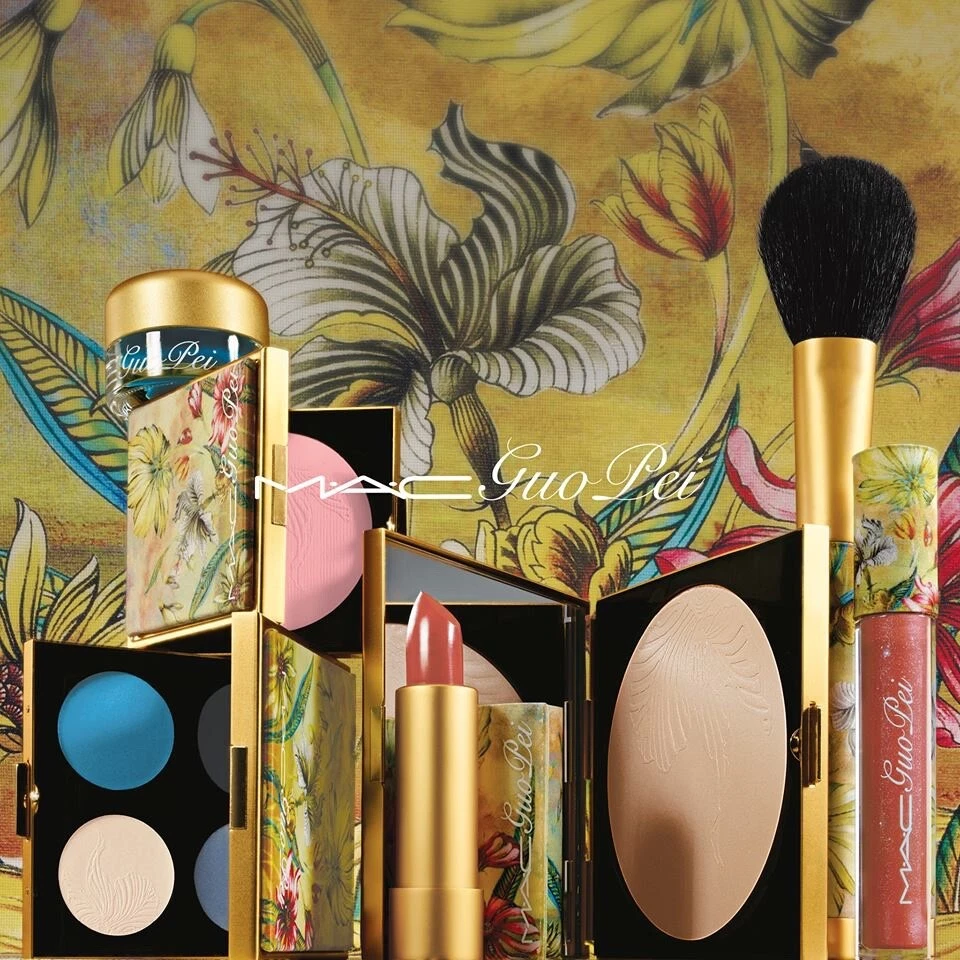 MAC Lipstick Lipglass Eyeshadow Blush Powder Brush Guo Pei CHOOSE YOUR ITEM RARE - Image 2 of 4