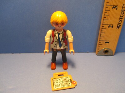 Playmobil SERIES 22 MODERN MAN / AGENT W/ WANTED LIST newfig + orig pkg PM#70734