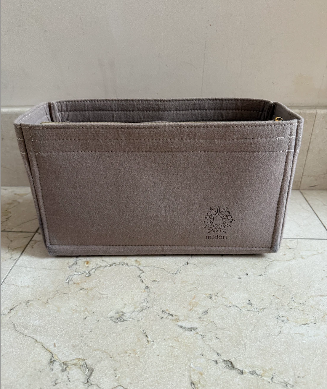 Sac organisateur feutre insert Dior moyen livre fourre tout Chanel Deauville petit beige