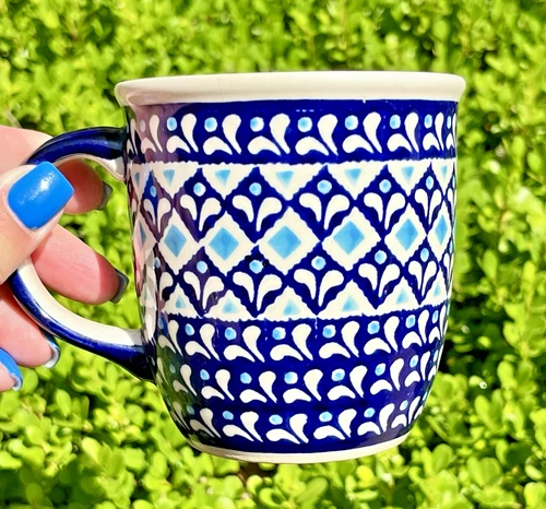 Boleslawiec Polish Pottery " Blue Diamond " Coffee Mug #679 Hand Painted 4"