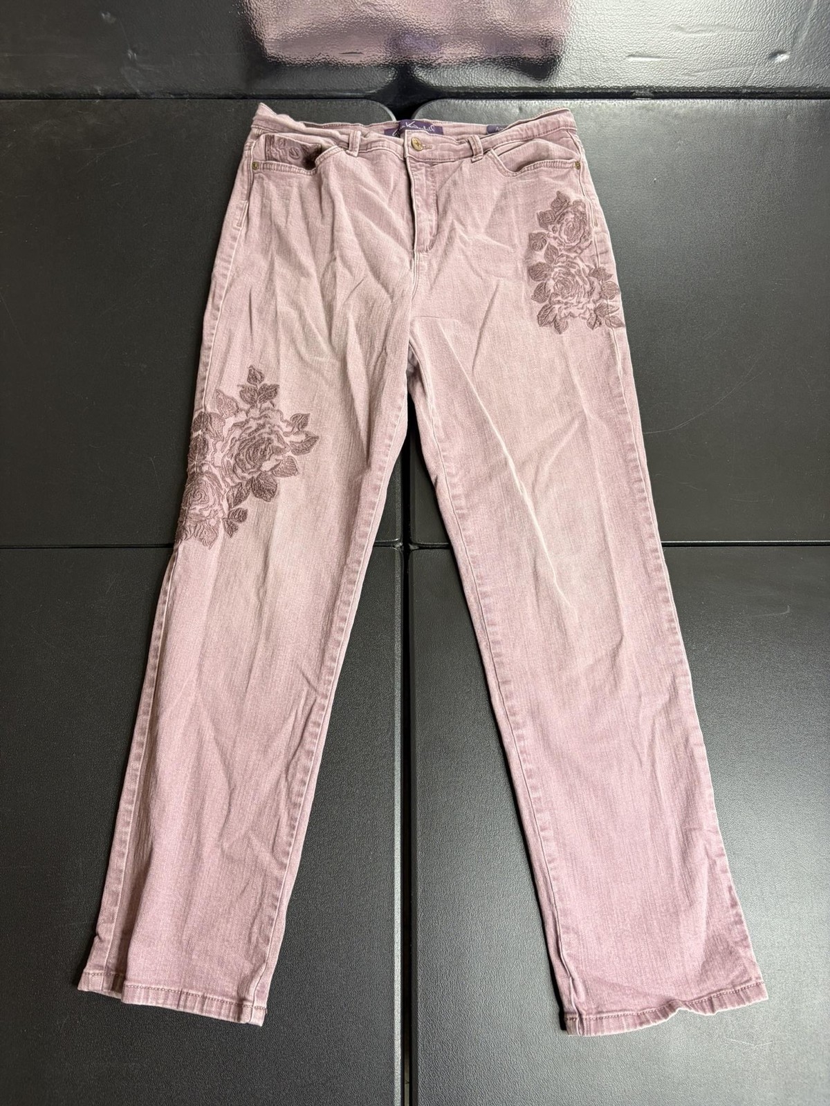 Womens 12 Pink Amanda Straight Floral Embroidered Denim