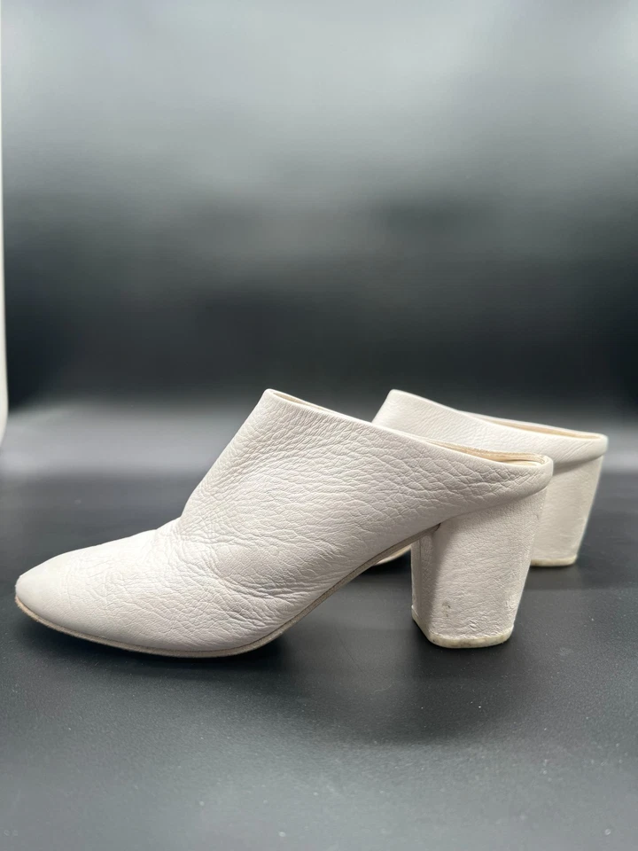 Sapato de salto Marsell couro marfim tamanco mula IT38/US 8 - Imagem 3 de 4