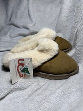 UGG Australia Women's Classic Slip-On Chestnut, Size 7