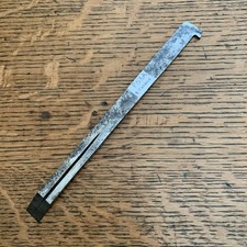 PS3A: RARE Antique Plough Plane Iron * T HILDICK * No 8 * Carpentry Collectable