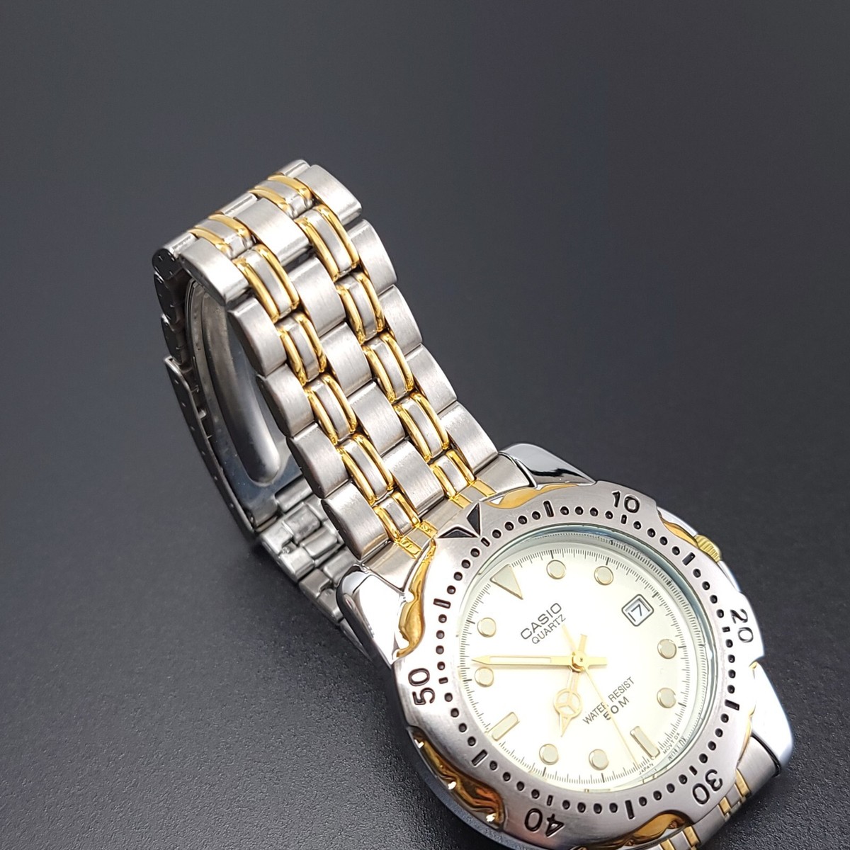NEW Vintage Casio Mens Watch Silver/Gold with Date Adjust