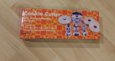 Fox Run Kitchens Cookie Cutter Set - Linzer Cookies - New