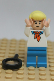 Fred Jones LEGO minifigure [scd008] Scooby Doo 75902 The Mystery Machine