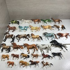 30 Vintage Breyer Reeves Mini Whinnies Molding Horses 20 Mini & 10 Micro Horses