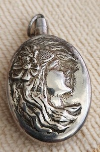 Antique /ART NOUVEAU Sterling Silver Embossed Lady Snuff Perfume Bottle