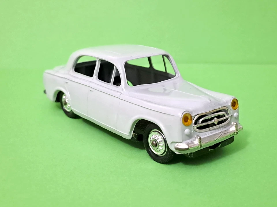 ANCIENNE NOREV - PEUGEOT 403 - IN PLASTICA CON TELAIO IN LAMIERA - 1:43 - Immagine 4 di 4