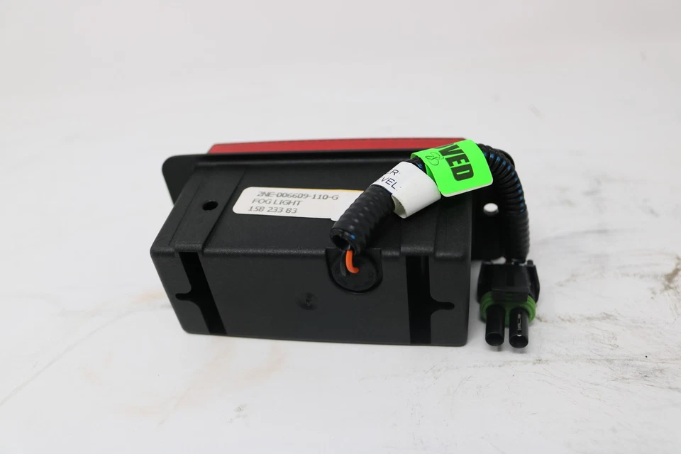 NOVO FABRICANTE DE EQUIPAMENTO ORIGINAL 2007-2010 HUMMER H3 H3T LUZ TRASEIRA 15823383 - Imagem 2 de 2