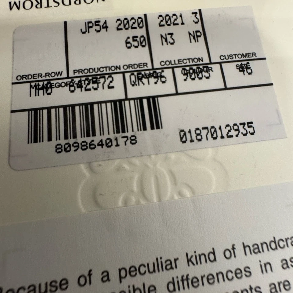 Alexander McQueen acid washed men’s jeans. The back patch has damage as pictured - Image 4 of 4