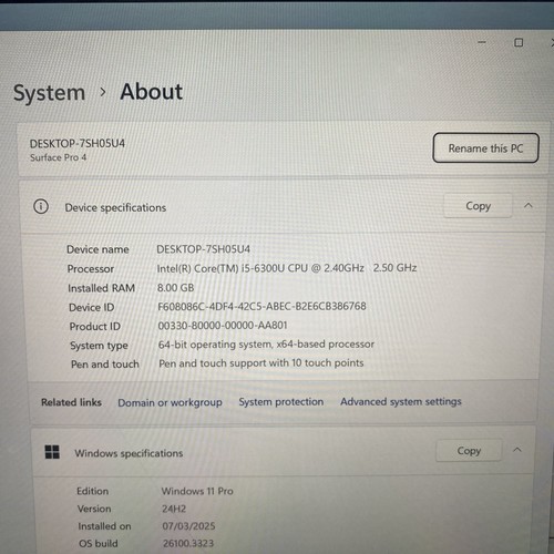 Microsoft Surface Pro 4 i5 256GB SSD 8GB RAM Windows 11 Touchscreen Cracked - Picture 4 of 9