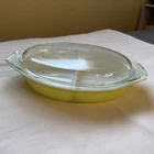 Vintage Pyrex Verde  Yellow 1 Quart Oval Divided Casserole Split Dish With Lid
