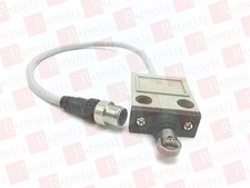 OMRON D4C-3032-DK1EJ03 / D4C3032DK1EJ03 (NEW IN BOX)
