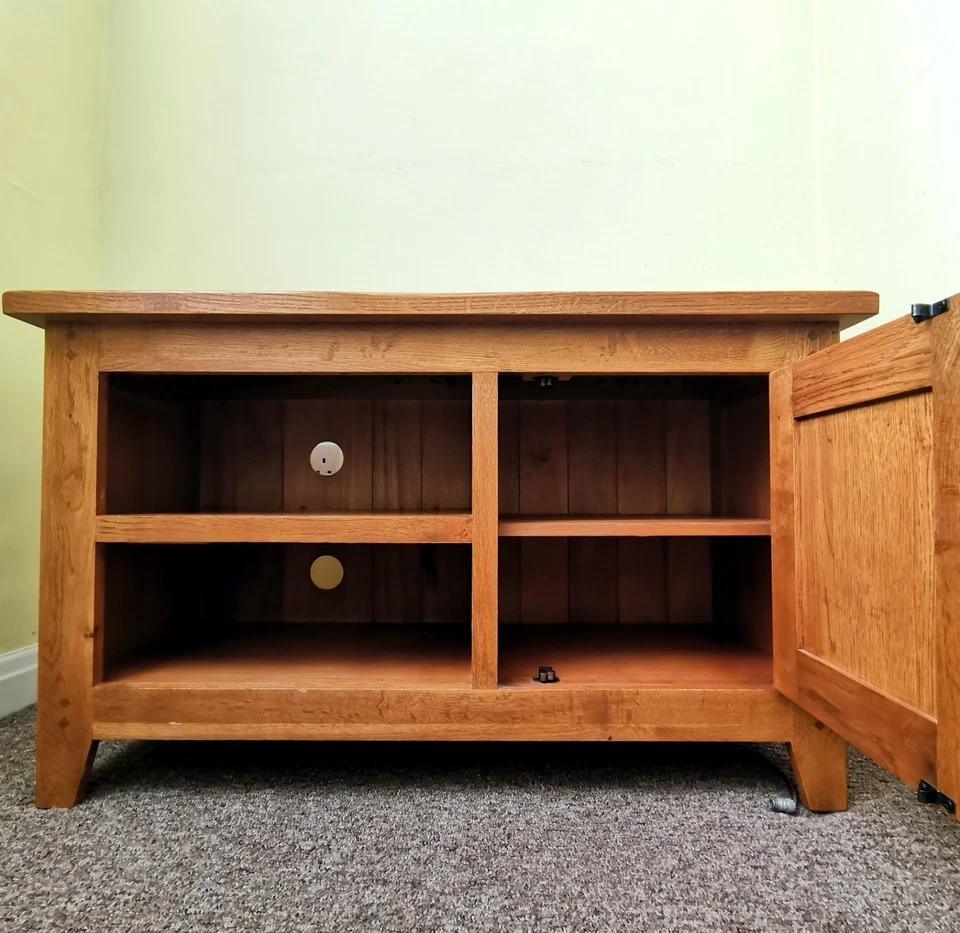 Cotswold Company Oak TV Unit - Image 4 of 4
