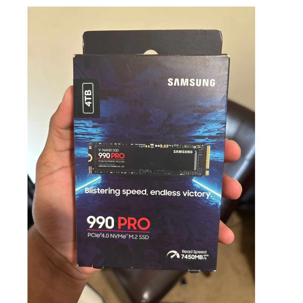 Samsung 990 PRO 4TB M.2 PCIe 4.0 NVMe Internal SSD, 7450MB/s Read